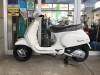 ベスパ LX125 ちょうどいい大きさ。足つき性もGoodなベスパです!