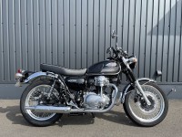 W800 / カワサキ