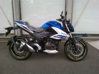 ジクサー 250 / スズキ