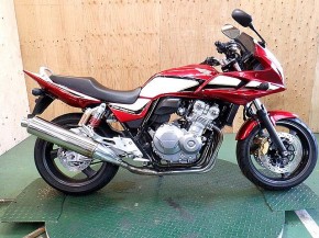 Cb400スーパーボルドール ホンダの新車 中古バイク一覧 ウェビック バイク選び