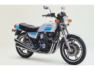 Xj400 ヤマハの新車 中古バイクの相場 バイク情報 ウェビック バイク選び Xj400 ヤマハの新車 中古バイクの相場 バイク情報 ウェビック バイク選び