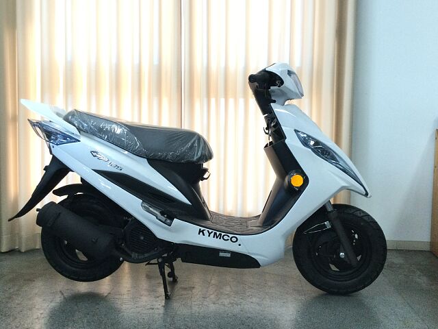 キムコ GP125i リアボックスプレゼント中!更に選べるバイク用品もプレゼント!