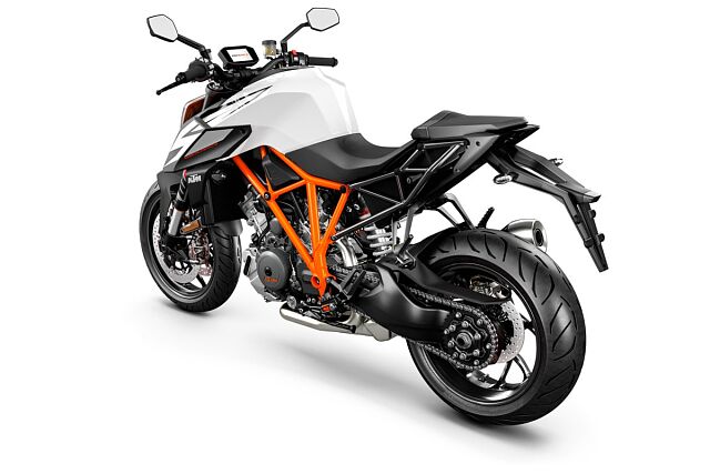 KTM 1290 SUPER DUKE R ラスト1台の特価車!免許サポートキャンペーンも対象です!