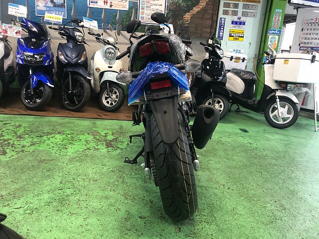 スズキ SV650X 2021年最新モデル展示販売中!車両跨いでみてください☆