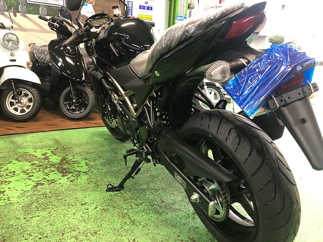 スズキ SV650X 2021年最新モデル展示販売中!車両跨いでみてください☆