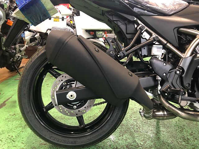 スズキ SV650X 2021年最新モデル展示販売中!車両跨いでみてください☆