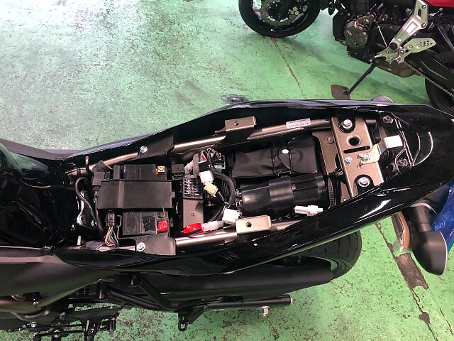 スズキ SV650X 2021年最新モデル展示販売中!車両跨いでみてください☆