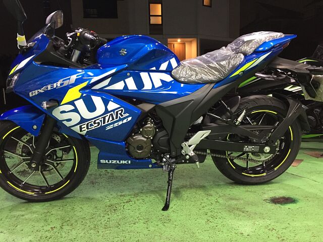 スズキ ジクサー SF250 最新モデルご予約受付中!お気軽にお問い合わせください☆