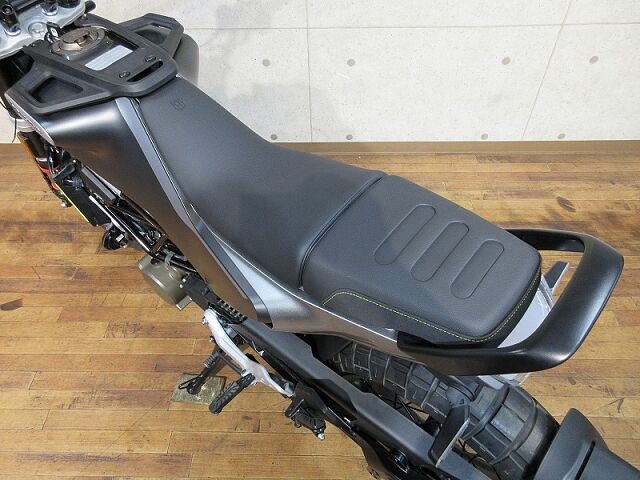 ハスクバーナ SVARTPILEN 125 スヴァルトピレン125!!セカンドバイクにもおすすめです♪