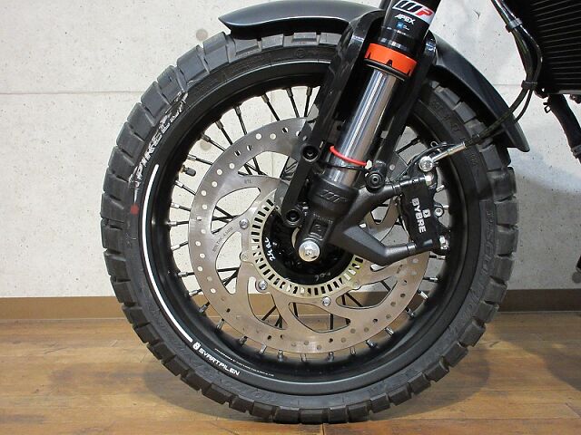 ハスクバーナ SVARTPILEN 125 スヴァルトピレン125!!セカンドバイクにもおすすめです♪