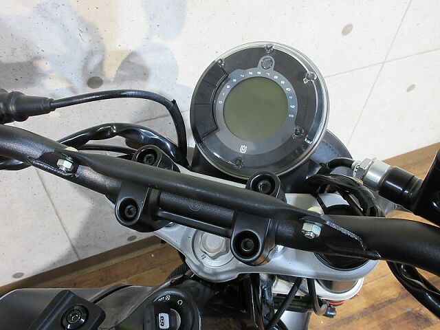 ハスクバーナ SVARTPILEN 125 スヴァルトピレン125!!セカンドバイクにもおすすめです♪