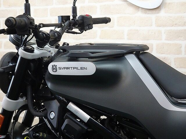 ハスクバーナ SVARTPILEN 250 ★ロードサービス一年付帯★2021年モデル★新車★