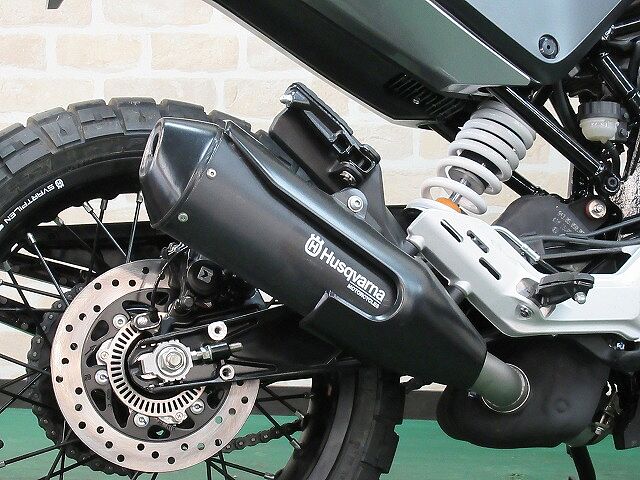 ハスクバーナ SVARTPILEN 125 ★ロードサービス一年付帯★2021年モデル★新車★