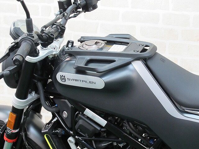 ハスクバーナ SVARTPILEN 125 ★ロードサービス一年付帯★2021年モデル★新車★