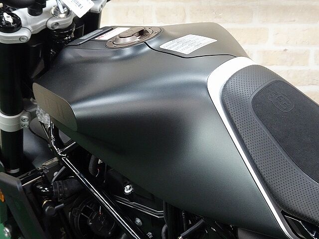 ハスクバーナ SVARTPILEN 701 ★ロードサービス一年付帯★2019年モデル★新車★