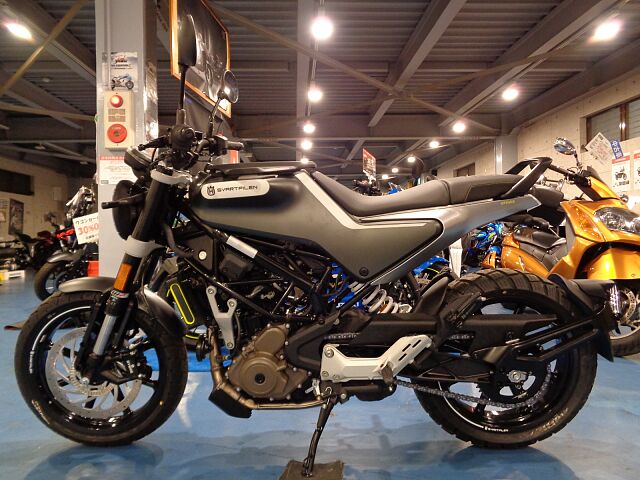 ハスクバーナ SVARTPILEN 250 【バイク探しはMFD♪】★新車★ロードサービス1年間付帯★