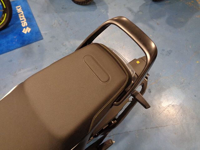 ハスクバーナ VITPILEN 401 静岡初ハスクバーナ正規取扱店です!373cc中型免許でOK♪