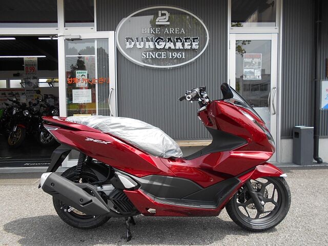 ホンダ PCX125 スタイリッシュでワンランク上の乗り心地♪