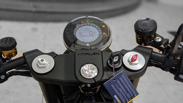 ハスクバーナ VITPILEN 701