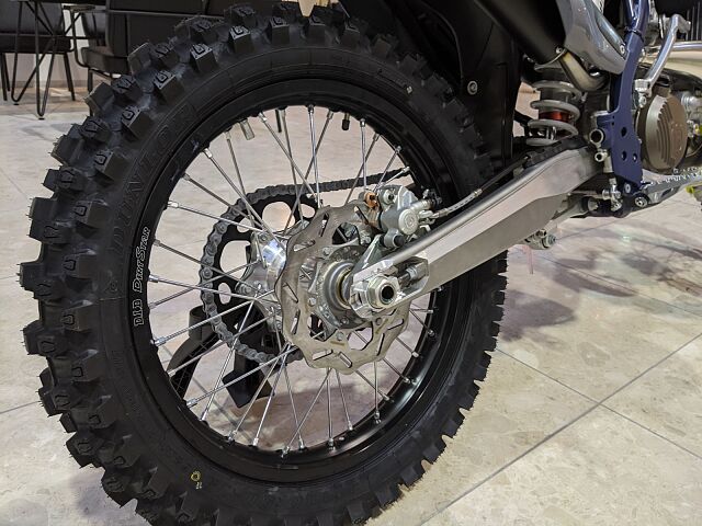 ハスクバーナ TC250