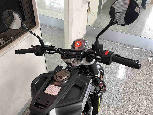 ハスクバーナ SVARTPILEN 125 【新車在庫あり】即納可能です! SVARTPILEN125