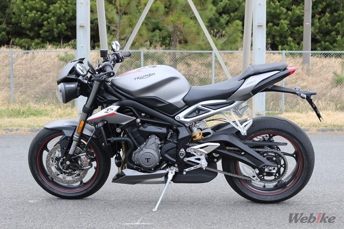 STREET_TRIPLE_04.jpg