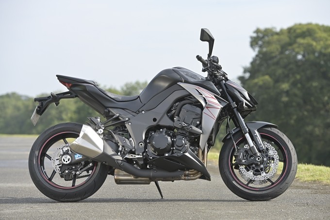 Z1000_04.jpg