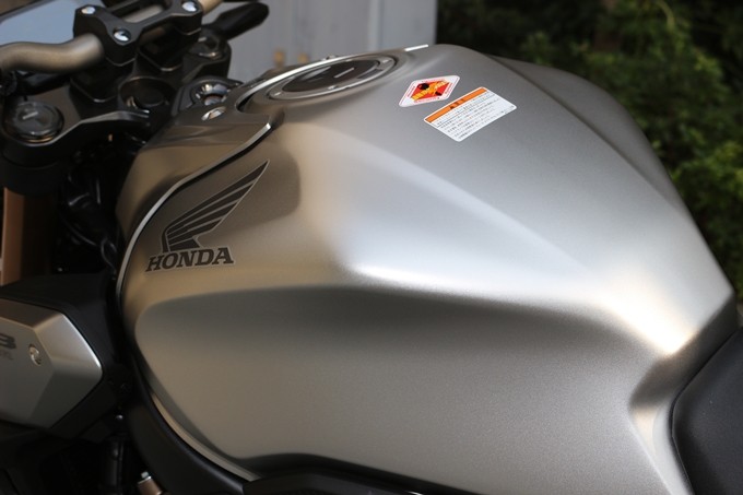 cb650r_25.jpg