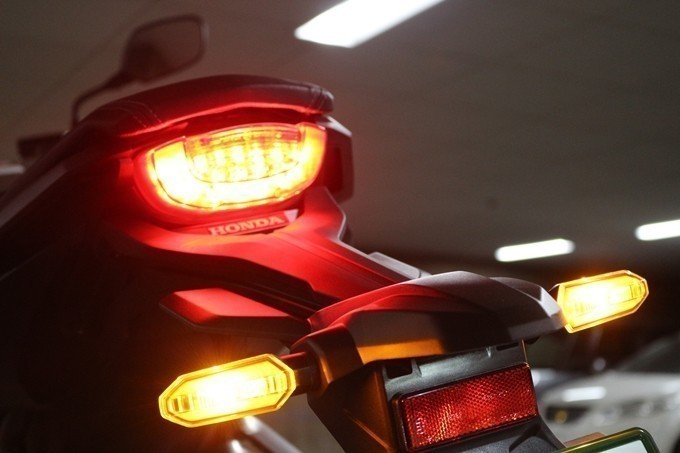 cb650r_41.jpg