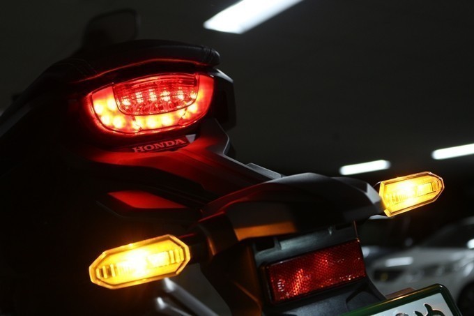 cb650r_42.jpg