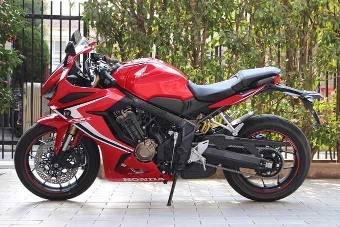 cbr650r_22.jpg
