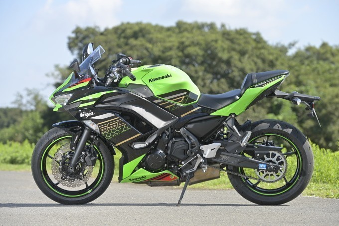 ninja650_1_2.jpg