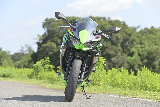 ninja650_1_4.jpg