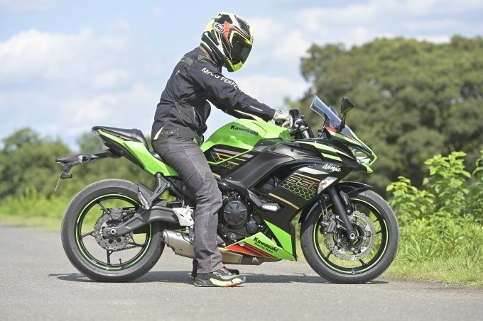 ninja650_2_3.jpg