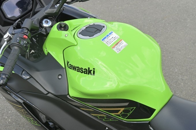 ninja650_6_1.jpg