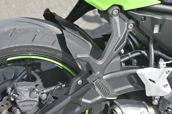 ninja650_6_5.jpg
