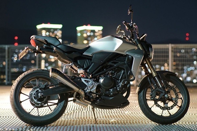 cb250r_001.jpg